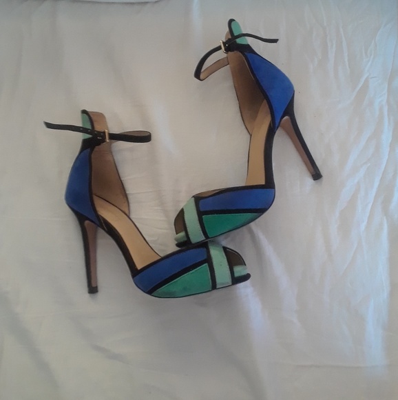 Zara Shoes - Zara Basic Heels